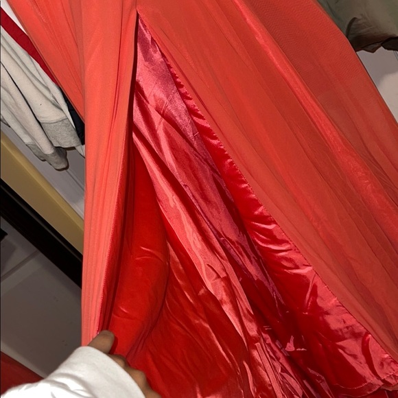 Coral sweetheart neckline elegant gown - Picture 4 of 8